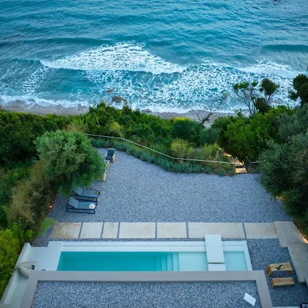 Casa de Férias Rouvelas Waterfront Nest *