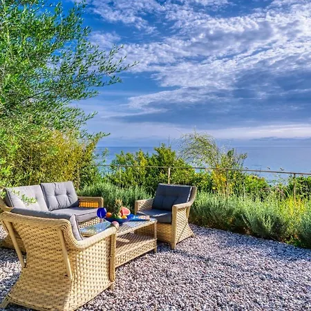 Σπίτι διακοπών Rouvelas Waterfront Nest *