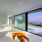Rouvelas Waterfront Nest 펜션